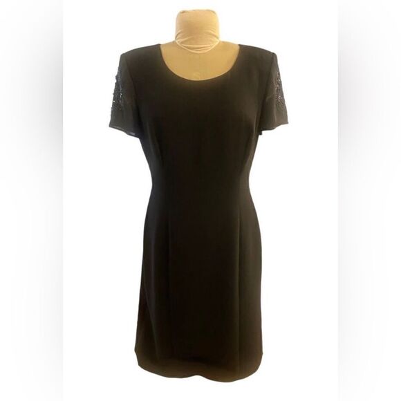 Little Black Dress by Donna Morgan Size 12 Short Sleeve - Picture 6 of 6